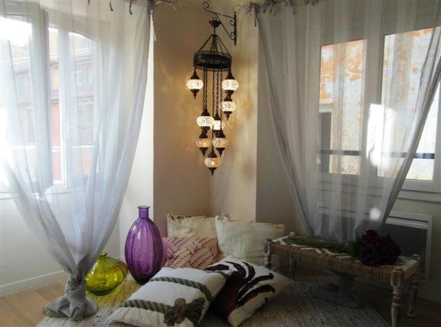 Charming Corner Abode With Castle Views Apartamento Niza Exterior foto