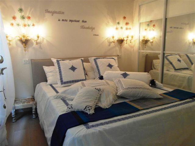 Charming Corner Abode With Castle Views Apartamento Niza Exterior foto